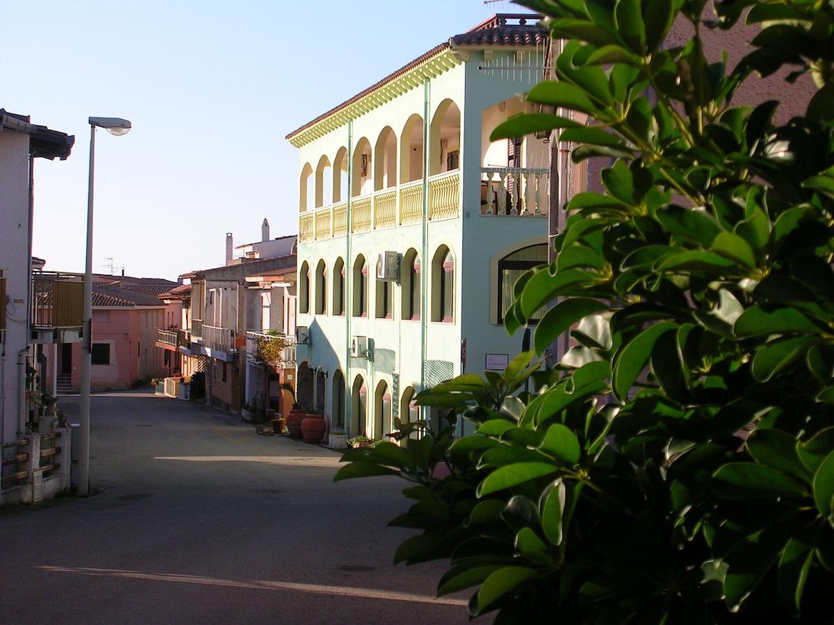 Hotel Smeraldo Affitta Camere Isola Rossa  Exterior foto